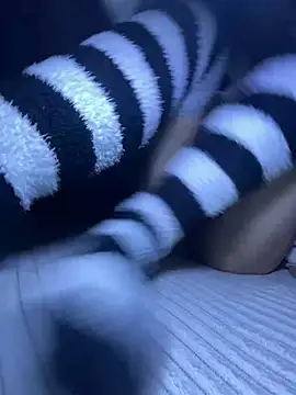 iu_uzZ Live XXX Chat