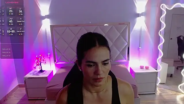 Rosalind_tay élő XXX-chatje