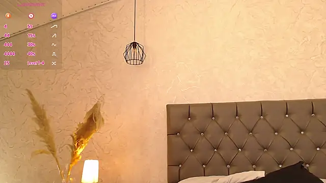 Chat +18 de Sabriinaa_Foxx ao vivo