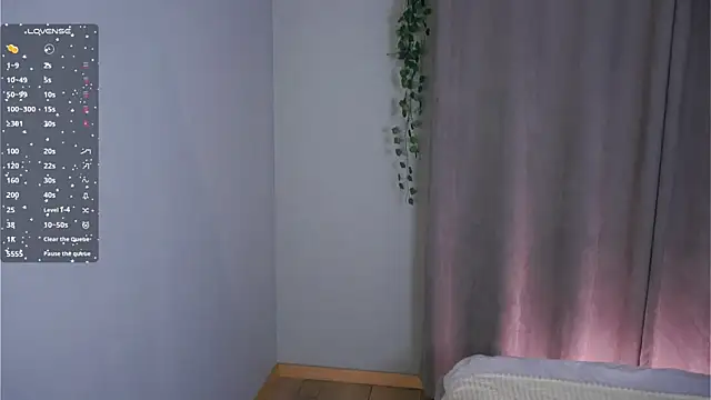 BethSatava's Live XXX Chat