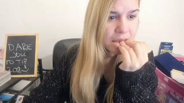 Czat XXX na żywo – new_but_cute