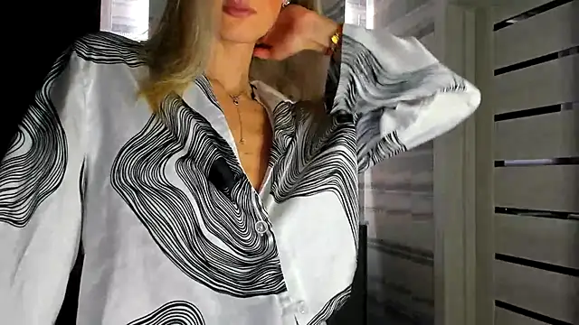 StarryHanna live XXX chat