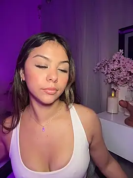 Chat XXX en directo de tuckersabrina