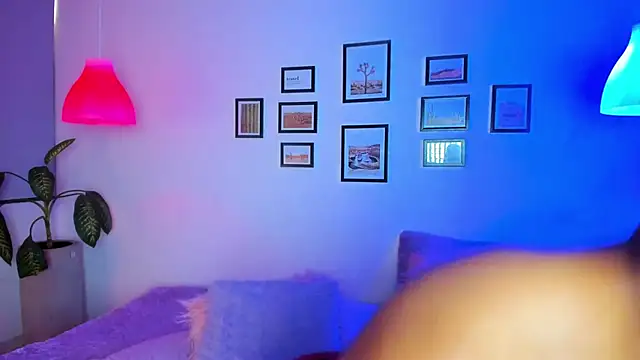 Alice_simmons' Live XXX Chat