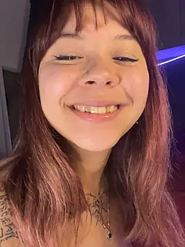 Chatroom XXX en direct de YumiLux