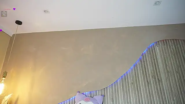 XXX chat uživo modela EloiseSweetxx