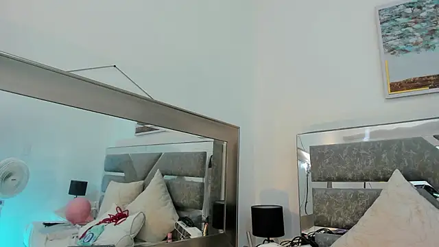 Katey_Curvy01_ Chat XXX in diretta