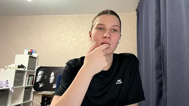 Chat XXX ao vivo de CloudyTube