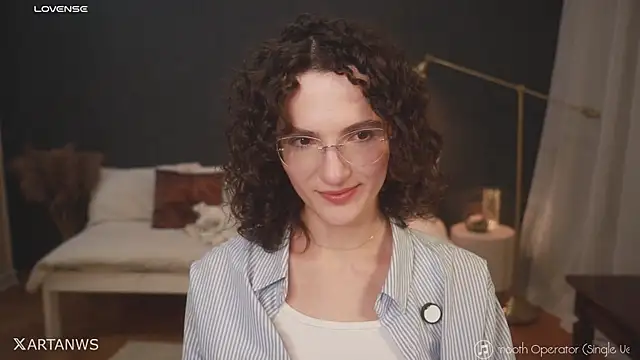 _arta_ Chat XXX live