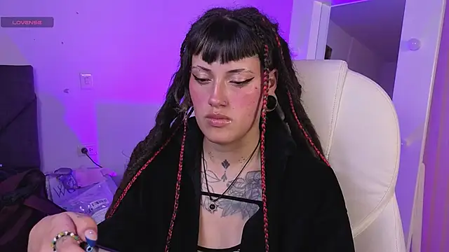 _sharlotte777 élő XXX-chatje