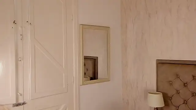 Sienna_brunette's Live XXX Chat