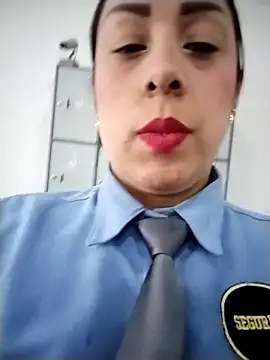 Chat +18 de CRISTAL__11 ao vivo