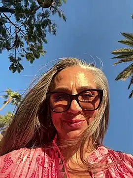 Alimela Live XXX Chat