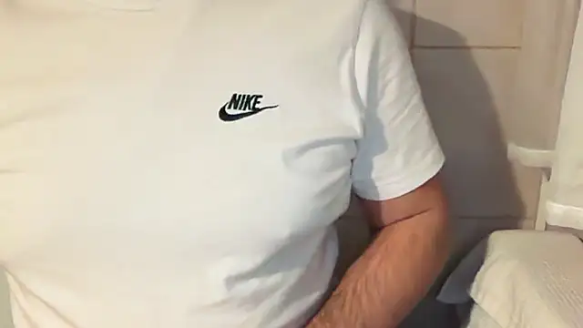 TARKAN1 Live XXX-chat