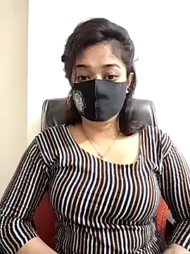 Tapur- – Live XXX-chat