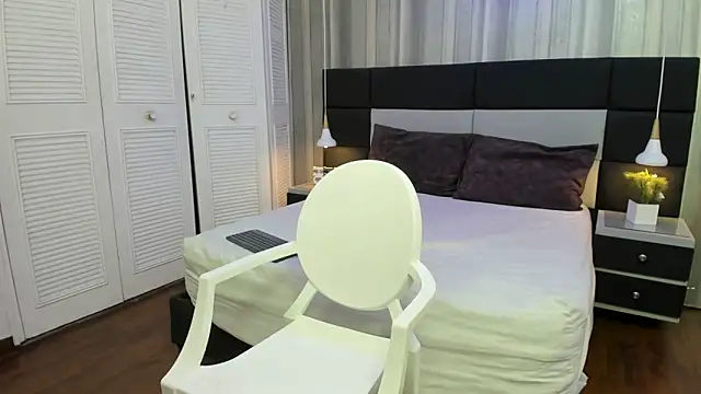 Missnia Chat XXX in diretta