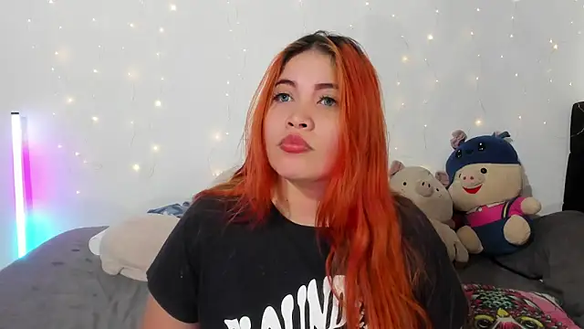 Adara_Jade01 webkamerás műsora