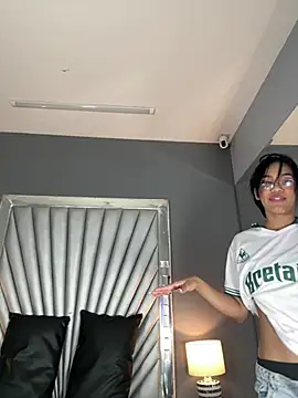 แชท XXX สดของ MiaKarsson