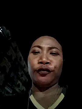 KinkyKit_May Adlı Modelin Canlı XXX Sohbeti