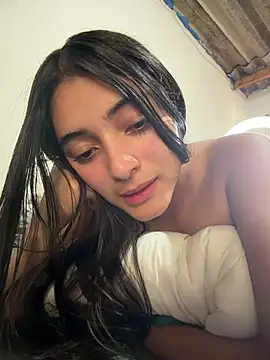 _tina_9 – Naživo XXX chat