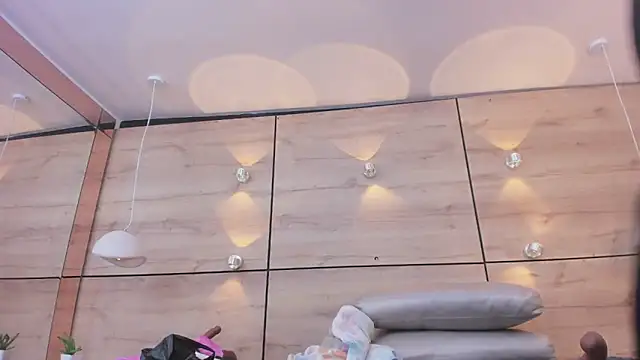 martina_touss' Webcam Show