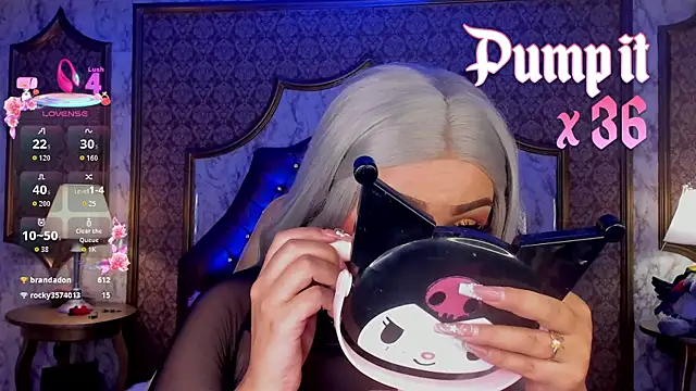 SoffiQueen: απευθείας συνομιλία ΧΧΧ