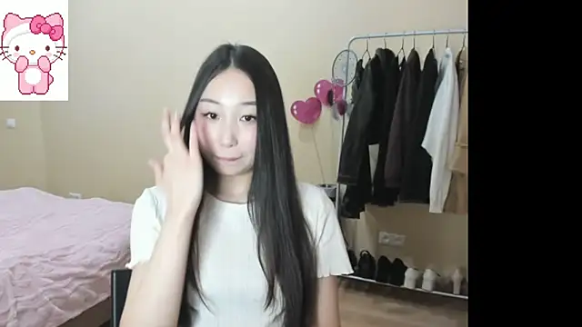 Amane_Yuki Adlı Modelin Canlı XXX Sohbeti