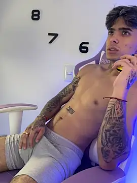 Chat XXX ao vivo de miguel_aguirre_