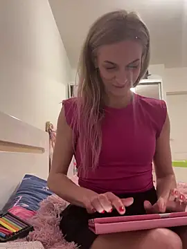 Faiiry_ Adlı Modelin Canlı XXX Sohbeti