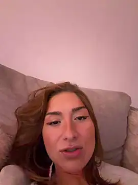 Chat XXX ao vivo de StracciaStella-