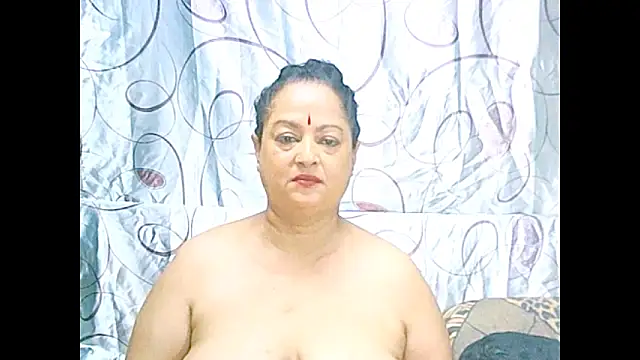 แชท XXX สดของ matureindian