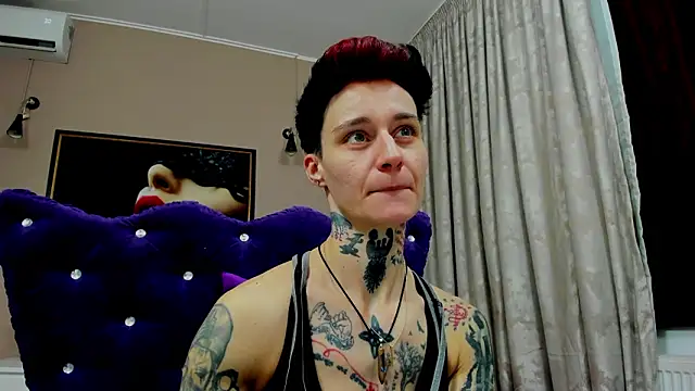 KennyXSX Adlı Modelin Canlı XXX Sohbeti