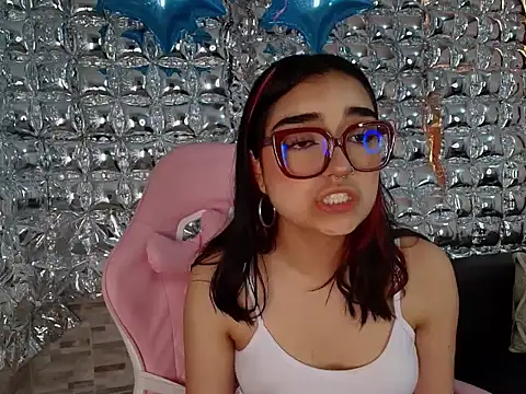 lala_cherry লাইভ XXX চ্যাট