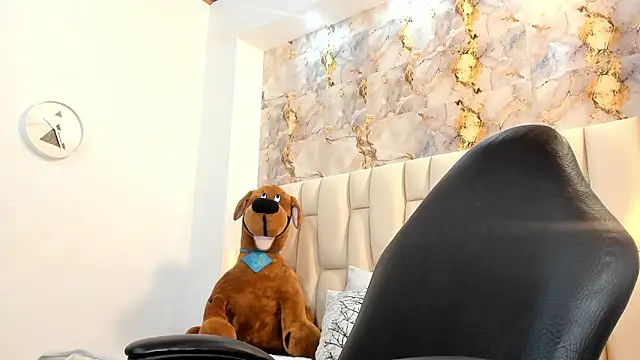 lia_mariana: онлайн-секс-чат