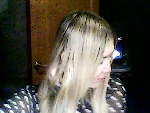 Kovirith 现场XXX聊天