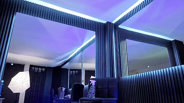 MiaaFarrelのライブXXXチャット