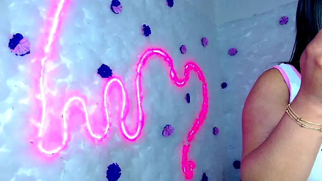 Chat XXX en directo de bella_warzon