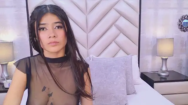 CristalShayy élő XXX-chatje