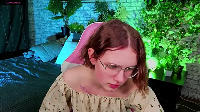 Mia_Mooore Chat XXX live