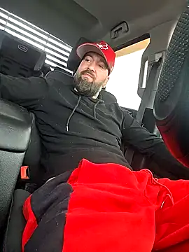 Онлайн чат XXX Beardedtattood