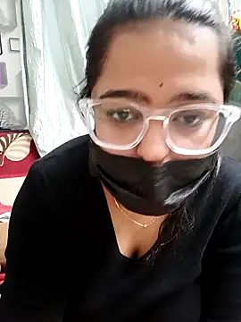 XXX chat uživo modela GangbangCouple