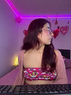 saramooon Chat XXX in diretta