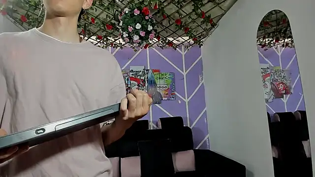 heyy_noah11 Live XXX-Chat