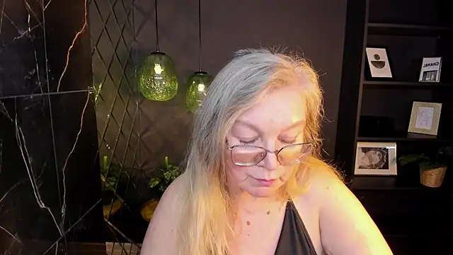 NataliMellow Live XXX-chat