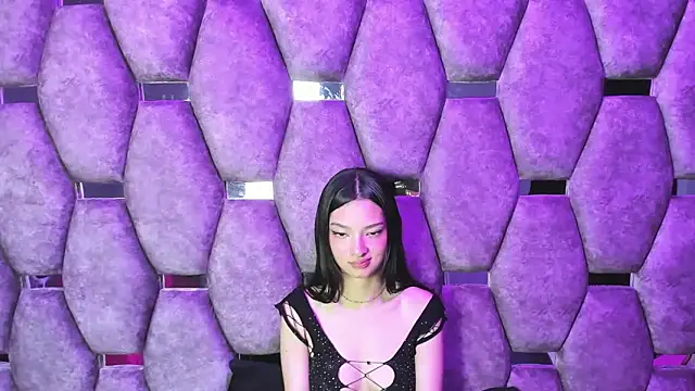 Aurora_18's Live XXX Chat