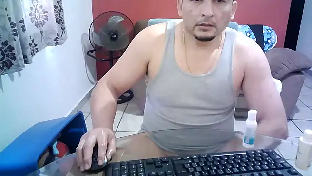 Benjacabon Live XXX chat