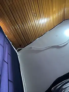 Emily_Rivers_ Live XXX-Chat