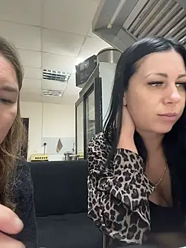 _Mila_Love Live XXX-Chat