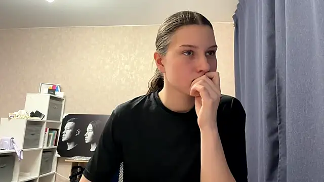 CloudyTube's Webcam Show