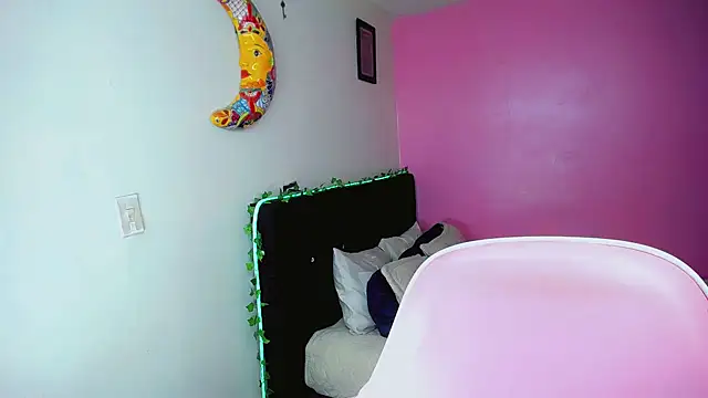 SweetKim21 Pertunjukan Webcam